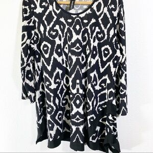 Curvesque USA Knit Long Shark Bite Tunic